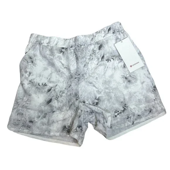 Lululemon Flat-Front Relaxed Short 4.5" Aquila Rhino Grey Multi Sz 10 NWT - Picture 2 of 6